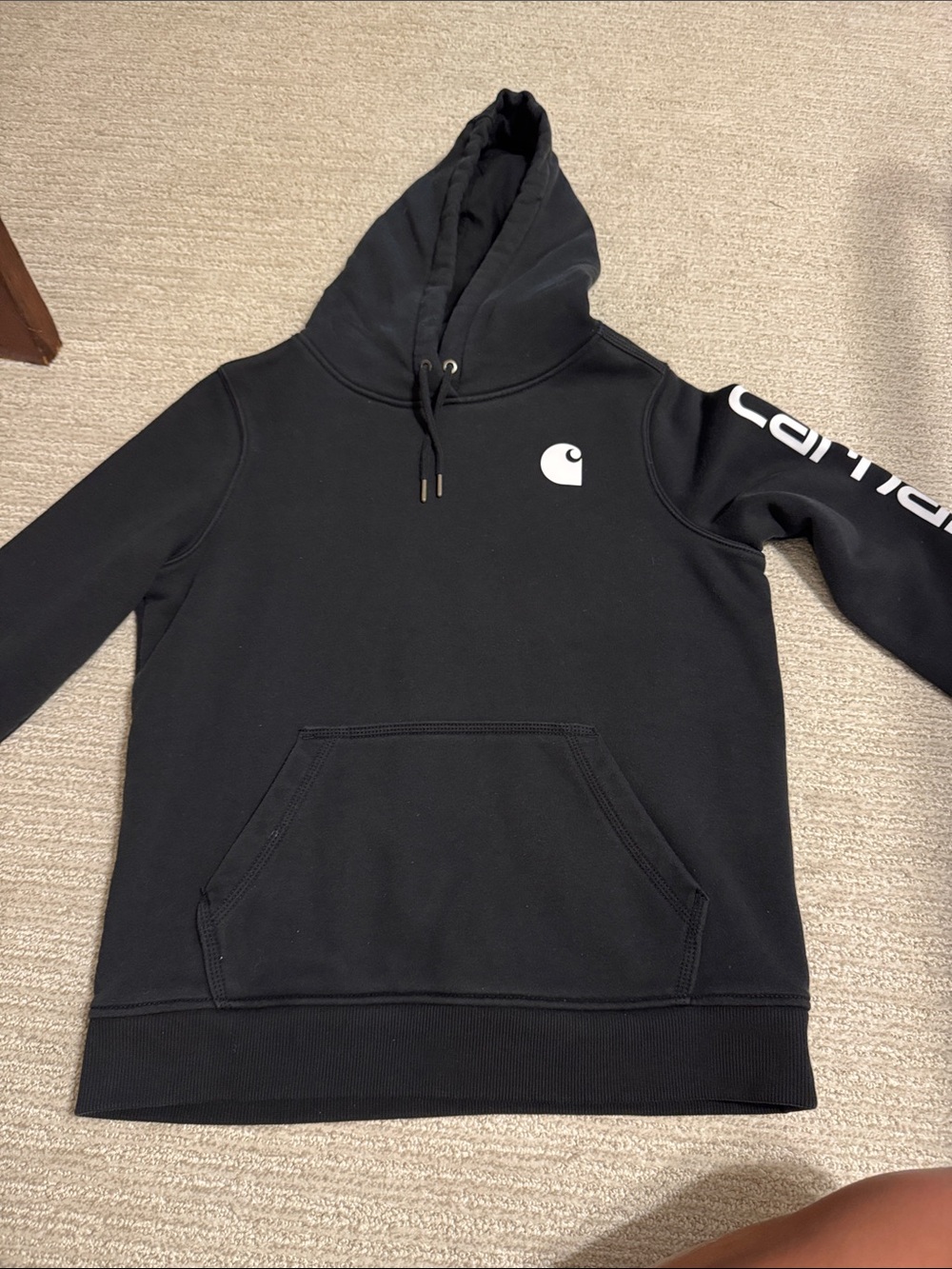 Women’s black carhartt hoodie